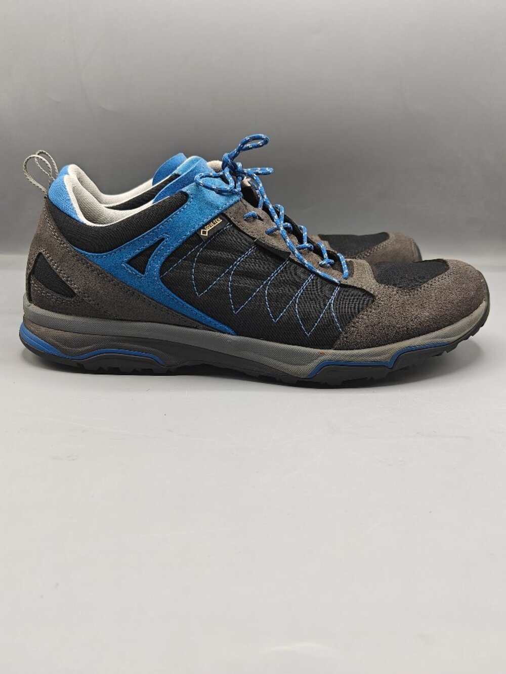 Asolo Sword GV Gore-Tex Men's Size 12 Black Blue Athletic Hiking Shoes Pre-Owned